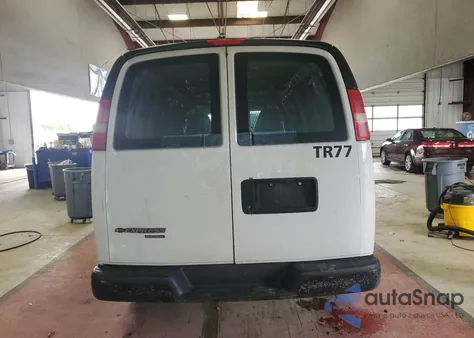 2015 Chevrolet Express G2500 from USA, damaged, VIN 1GCWGGFF3F1105256
